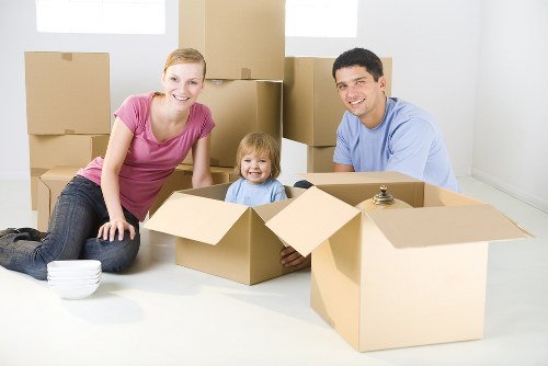 Professional packing and unpacking service in South Kensington for residential moves