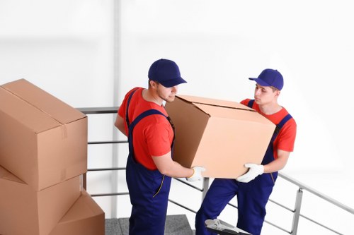 Careful residential moving service in a South Kensington flat