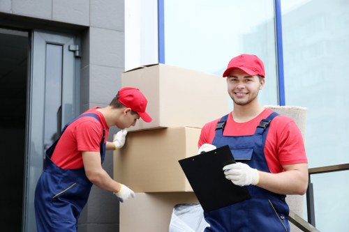 Local house movers in Southkensington planning a residential relocation