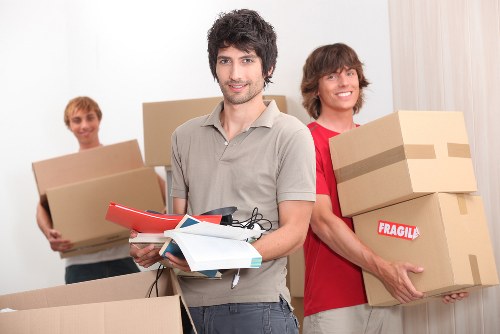 Efficient moving and transport service in South Kensington