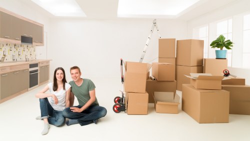 South Kensington street access and loading considerations for a moving truck